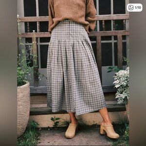 ISO - SIZE XS - Christy Dawn The Rhoda Skirt!!!!!!!